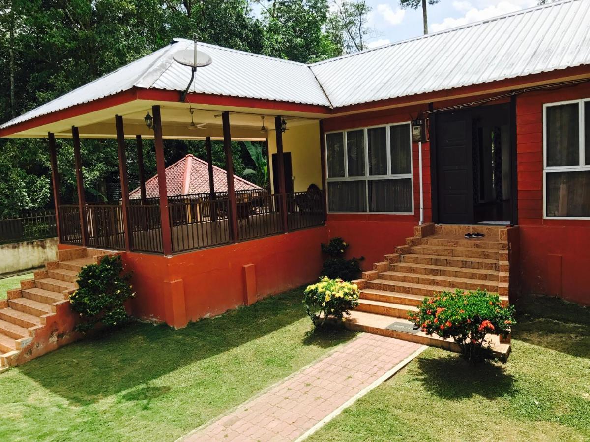 Desa Kaloi Farmhouse Batang Kali Exterior foto